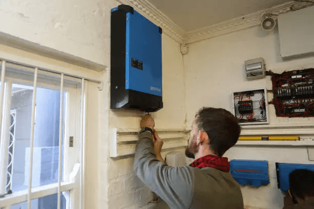Victron MultiPlus 2: ESS, Backup & Funktionen Victron MultiPlus 2